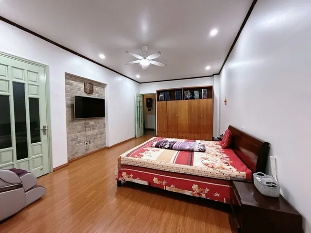 Bán nhà riêng 65m² full thổ cư ngang 8m giá 35 tỷ tại phố Hồ Đắc Di Phường Kim Liên
