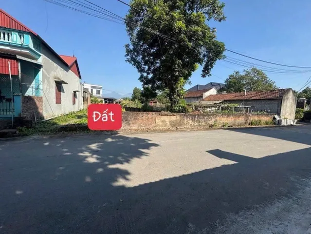 🎉 91,8m, Đất Sơn Bi, Gia Khánh, Bình Xuyên VP
Thổ Cư 50m, MT & Hậu 7m, Sổ Vuông Vắn Đẹp
✅ Vị Trí: Đẹp Lung Linh Gần KCN Bá Thiện 2, Đường To 2 ô Tô Tránh, Ở Hay Đầu Tư Quá