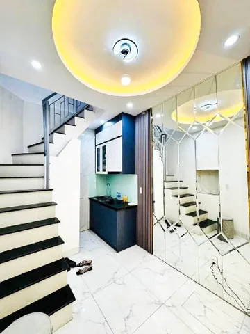 🔥 ĐÊ LA THÀNH TRUNG TÂM ĐỐNG ĐA – NHÀ ĐẸP Ở NGAY – GIÁ HIẾM 🔥