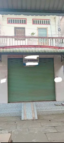 Cần bán nhà 1trệt 1lầu dt 4×4m..có 1 phòng ngủ và 1nhà vs. 
₫ường xe hơi chạy thoải mái
Nhà ngay chợ mua bán tạp hóa ₫ồ gia dụng..