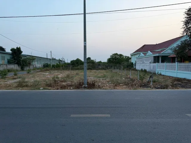 Bán đất mặt tiền buôn bán kinh doanh MT đường Phạm Văn Cội xã Phạm Văn Cội Củ Chi TPHCM, DT:8x35m.