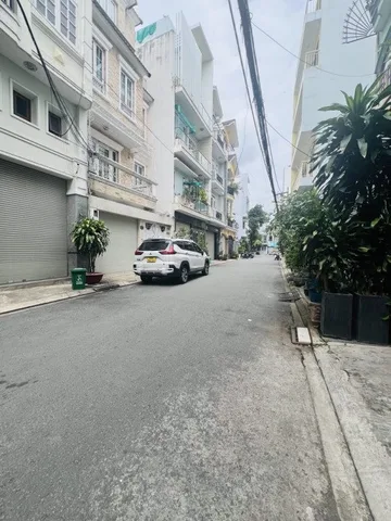 NHÀ 3 TẦNG TUYỆT ĐẸP - SÁT MẶT TIỀN ĐƯỜNG C1 - KHU NHÀ GA T3 AN NINH - NHỈNH 7 TỶ