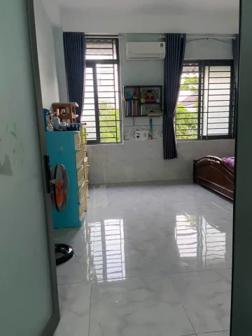 Bán nhà Thạnh Xuân 24 Quận 12, DT 5x12m, 3PN, 3 tầng, ô tô vào nhà, gần Tô Ngọc Vân, khu dân trí cao, sổ đẹp