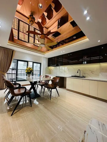 Bán nhà Thạnh Lộc 37 Quận 12, Dt: 5.7x12.7m  4 tầng mới đẹp, full nội thất, hẻm xe hơi 1 trục, chỉ 5.95 tỷ.