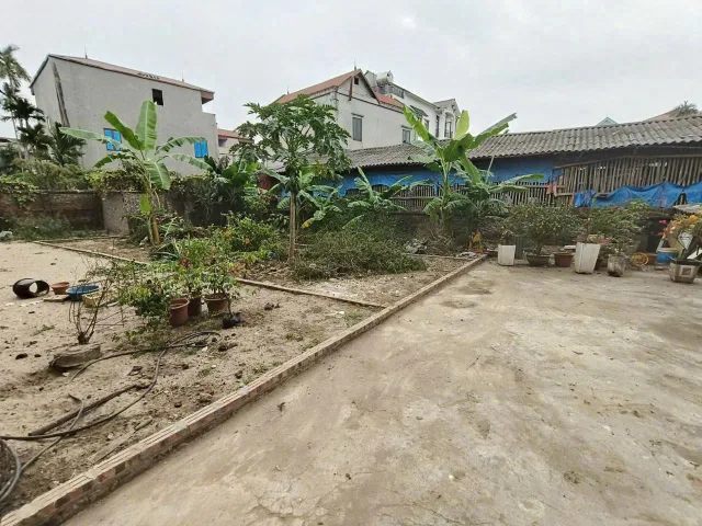 Bán 94m2 đất Đường Nhạn xã Thư Lâm giá chỉ hơn 4 tỷ full thổ cư ô tô vào tận nơi