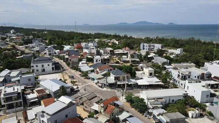 Bán đất 350m² có sẵn 200m² thổ cư ngang 9m giá 4.2 tỷ mặt đường thanh niên,tại Xã Thăng An