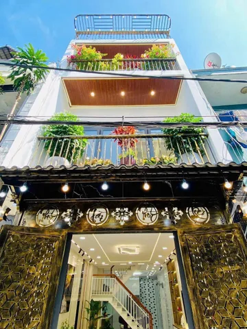 Xoay vốn cần bán căn Ung Văn Khiêm 48.2m2 xây 1 trệt 2 lầu, giá 2 tỷ 350. Gần Ngoại Thương 2