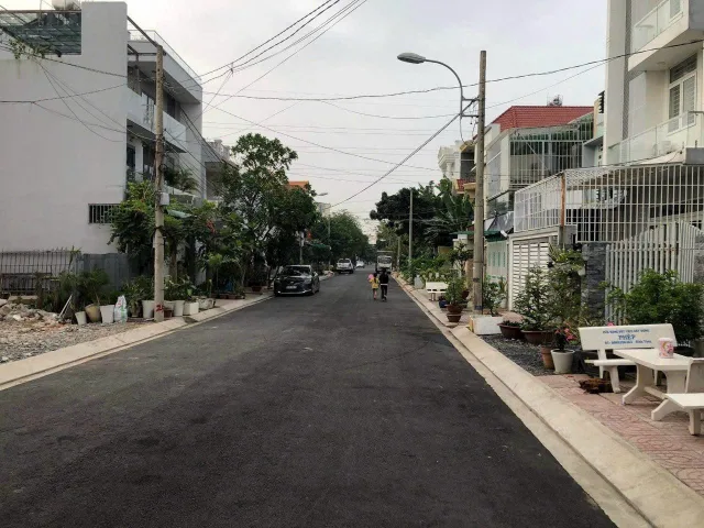 Bán đất 181m² full thổ cư ngang 5m giá 7.2 tỷ tại Xã Nhà Bè
