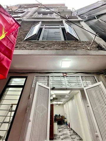 ✅ Bán Nhà Trường Chinh - 30m Mặt Phố - Dân Xây - KCBT Chắc Chắn - DT 55m2 - 5 Tầng