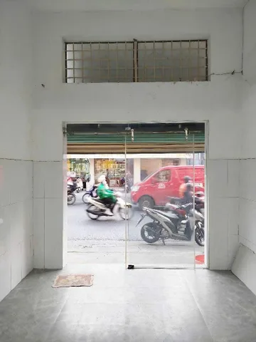 CHỦ GẤP BÁN NHÀ 4 TẦNG CHỈ HƠN 6 TỶ
NHÀ MẶT TIỀN NẰM NGAY KHU TRUNG TÂM KINH DOANH