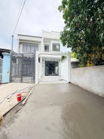 Nhà 1 lầu 1 trệt mới xây 3.2 tỷ _98 m2-sân ô tô