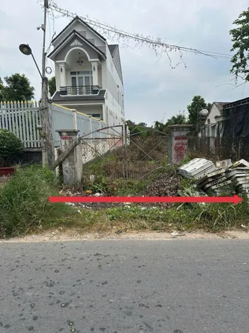 Lô đất mặt tiền kinh doanh ngang 8 dài 47 tổng 378m2 có 120m2 đất thổ giá 1,9 tỷ-gọi: 0397 941 642