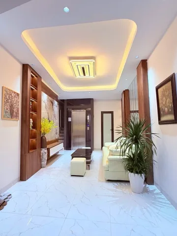 8.3 tỷ –Bán nhà phố Bạch Mai 35m² x 6 tầng thang máy, xây mới, cách phố 35m