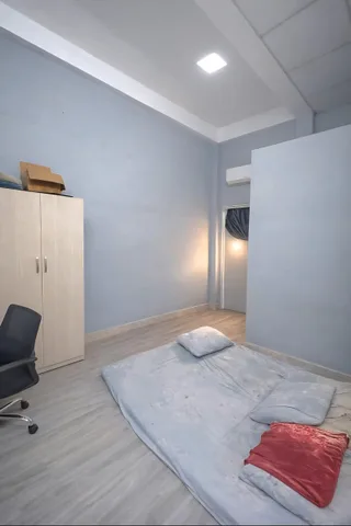 BÁN NHÀ ĐẸP CẠNH TÂ.N KỲ TÂN QUÝ - HẺM XE HƠI - ( 5.2X18M )