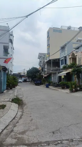 Bán nhà 4m x 21m x 3 tầng giá 6.4 tỷ tại Đường Quốc Lộ 1A Phường An Lạc,ngay vòng xoay