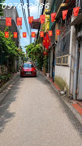 Bán nhà Việt Hưng - 40m² - 4 tầng dân xây - ngõ ô tô thông - kinh doanh - giá 8,5 tỷ