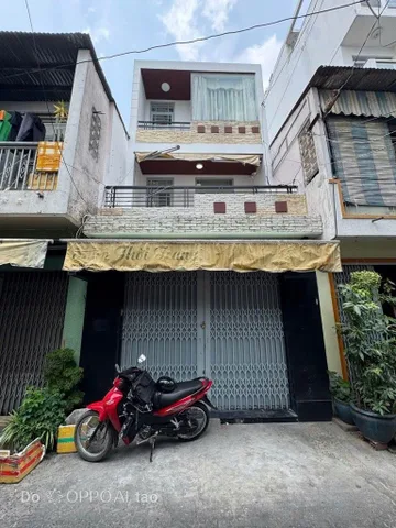 Bán nhà 4m x 12m x 3 tầng giá 6.9 tỷ Đường Lạc Long Quân Phường Hòa Bình (cư xá phú bình)