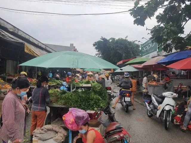 Nhựa DH thông Tân Hiệp Phú Giáo - Nằm giữa lòng dân cư - SHR 400M2 - GIÁ CHỈ CÓ 550TR (BAO SỔ)