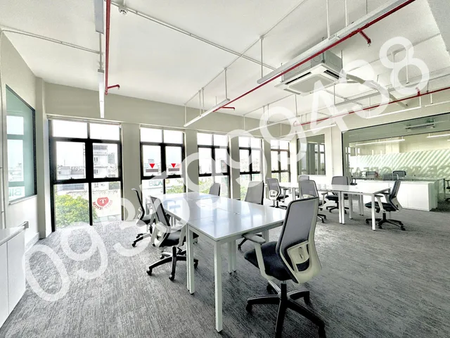 Cho thuê văn phòng 53m² – full nội thất – chỉ xách laptop vào làm