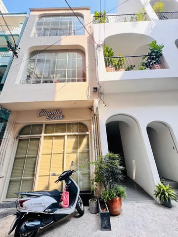 BÁN NHÀ 3 TẦNG MẶT TIỀN HXH 6M Đ.PHẠM NGỌC THẠCH, QUẬN 3- 4M*16M SH VUÔNG ĐẸP- HĐT 50TR/TH- 093.867.6685 GIANG GIANG
