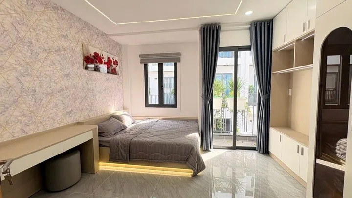 Nhà sẵn kết cấu - Mới 100% - Full nội thất - 4.2 x 15m - 7.x tỷ