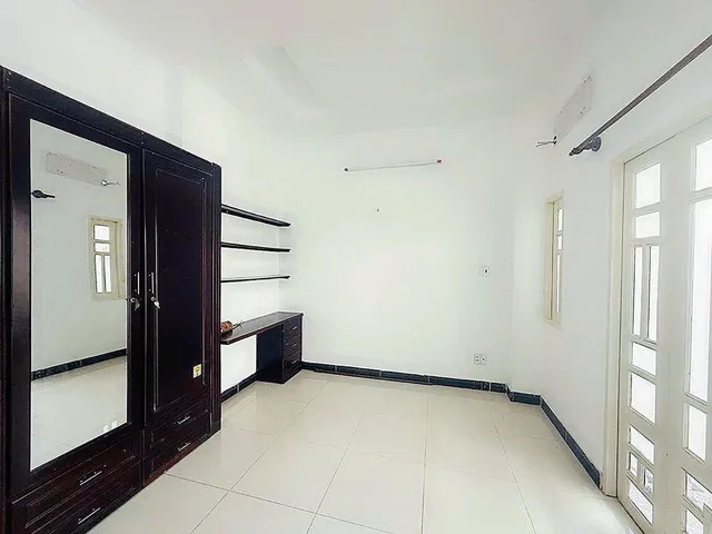 2 MT HẺM - DÒNG TIỀN THUÊ HÀNG THÁNG - HẺM 3 GÁC