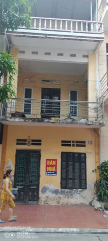 Bán đất tặng nhà mặt ngõ