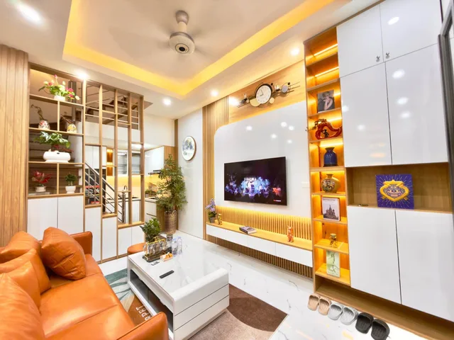 TỔ ẤM XINH XẮN SÁT HỒ LINH ĐÀM – NHÀ MỚI FULL NỘI THẤT CAO CẤP – VỊ TRÍ VÀNG TRUNG TÂM QUẬN HOÀNG MAI