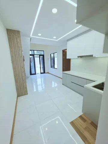 Bạn đang tìm nhà đẹp – vào ở ngay – giá hợp lý? Đừng bỏ qua căn này! 📍 Gần KĐT Vĩnh Điềm Trung – khu vực phát triển, tiện ích đầy đủ
📐 Diện tích: 65.8m² – Hướng Bắc - Đông Bắc 🚗 Sân rộng đậu ô tô thoải mái