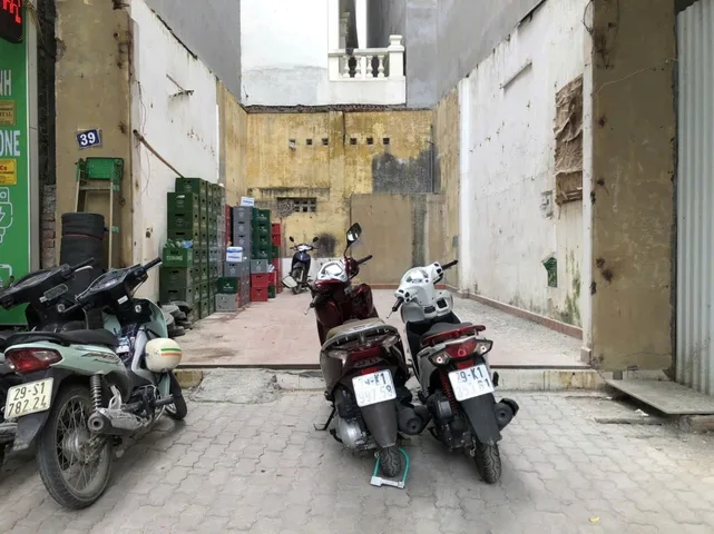 trong khu dân cư chính chủ có sổ đỏ ngay