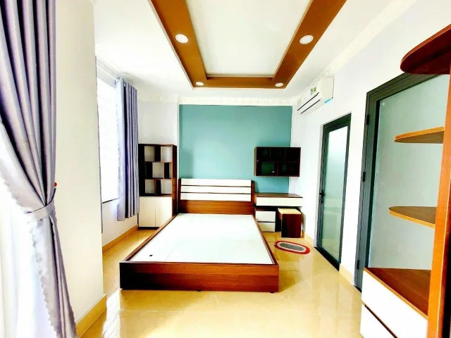Nhà Phan Đăng Lưu 49m2 5 tầng không gian rộng giá tốt - SHR