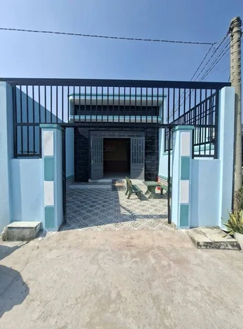 Cần tiền - Bán nhà cấp 4 mới ở ngay Đ. Hồ Văn Tắng - Củ Chi 120m2 SHR giá 790tr