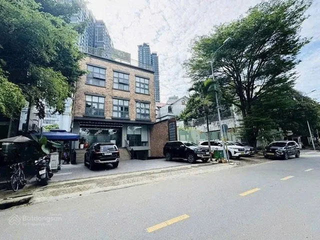 BDS  🔴 HVL [NC] LÔ ĐẤT SỐ 7 Đường Giang văn Minh Q2 BÁN