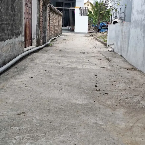Rẻ nhất Hoa Động chủ cần bán gấp 103 m ngõ ô tô cách đường thông:20 m.L/h;076.231.9990 e Thúy