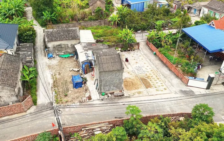 Bán lô góc 61.9 m đường nhựa Hợp Thành ô tô thông các ngả . L/h;076.231.9990 em Thúy