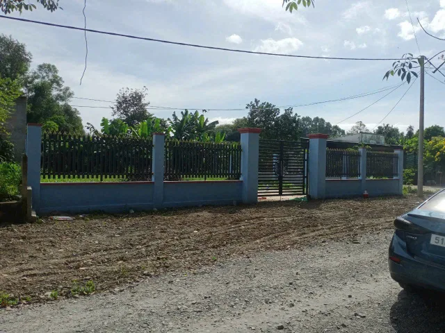 Bán đất 620.7m² có sẵn 300m² thổ cư ngang 17m giá 4 tỷ tại Xã Phú Hòa Đông
