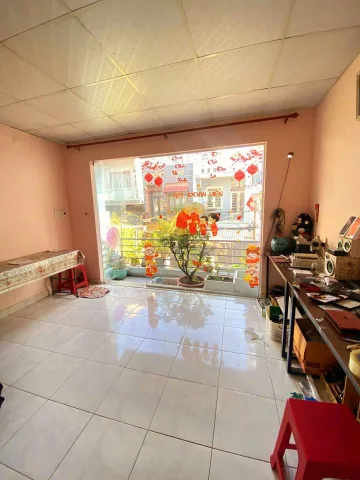 Nhà MTKD,gần chợ Gò Xoài, sẵn dòng tiền, tiện vừa ở vừa kd, chỉ 5 đồng hơn .