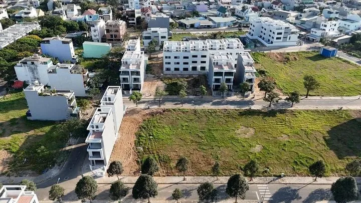 ĐẤT KHU TRUNG TÂM QUẬN 9, GẦN VINHOMES VÀ HẠ TẦNG PHÁT TRIỂN, GIÁ SIÊU TỐT