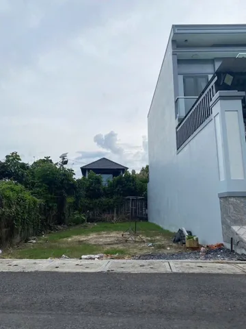 Bán đất 108.6m² có sẵn 90m² thổ cư ngang 6,33m giá 2.2 tỷ tại Xã Củ Chi