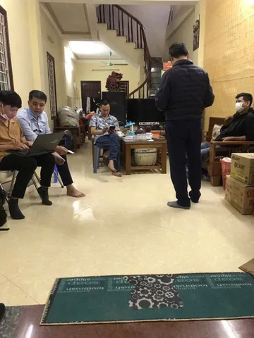 Cho Thuê nhà Nguyên căn 2 tầng, tổng diện tích sd 120m, giá thuê 9tr, điện nước giá dân