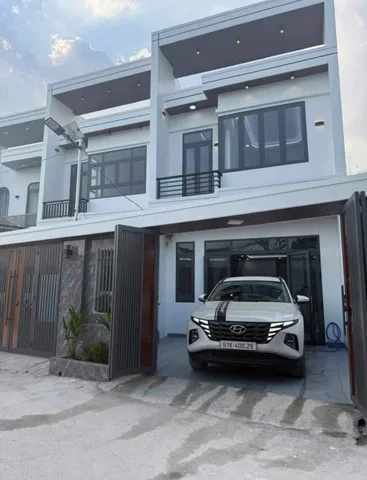Chủ giảm mạnh 200tr, bán nhà lầu gần Big C Tân Phong, 93.5m2, SHR