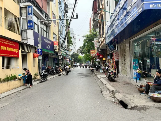 Bán Nhà Tây Sơn. Đống Đa. 7 Tầng Thang Máy. Ô Tô. DT 82m2. MT 4.5m. Giá 41.5 Tỷ.