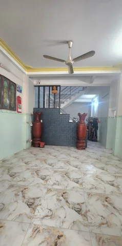 BÁN NHÀ ĐẸP NGAY HƯƠN.G LỘ 3 - AEO.N MAILL TPHU - HẺM XE HƠI - - ( 4.5X16M )