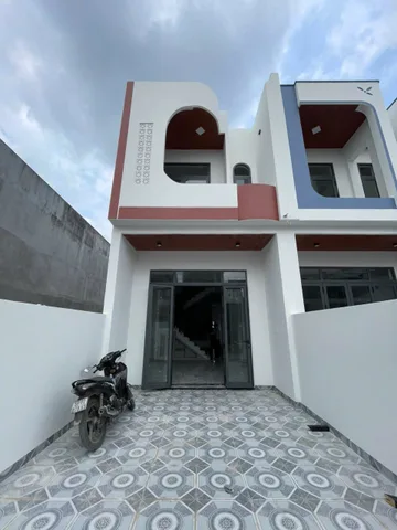 Bán nhà 1 trệt 1 lầu phường Tân Triều, gần đường Đồng Khởi