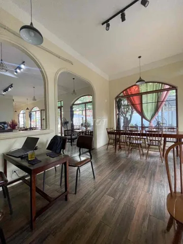 Mặt bằng Kinh Doanh sân 600m2 +150m2 Phòng lạnh sẵn đồ bán cf