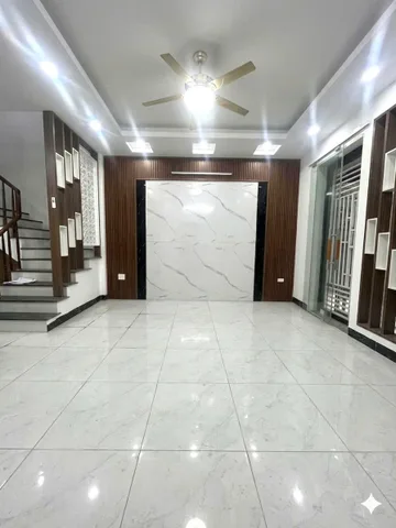 NHÀ ĐẸP THƯỢNG THANH, 5 TẦNG - GẦN Ô TÔ TRÁNH - VÀI BƯỚC RA MẶT PHỐ KINH DOANH SẦM UẤT