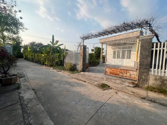 Bán đất 125m² có sẵn 60m² thổ cư ngang 5m giá 2.2 tỷ tại Phường Chánh Hiệp