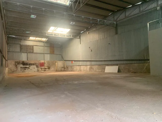 Kho 350m Mặt Tiền Đường phường Linh Đông Thủ Đức, rộng 10m có văn phòng