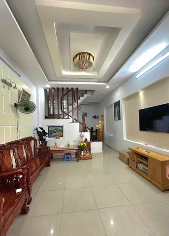 BÁN NHÀ ĐẸP 3 TẦNG CẠNH TÔ NGỌC VÂN - HẺM XE HƠI - ( 4X15M )