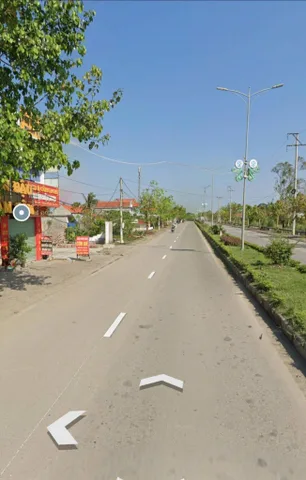 Bán 140 m lô góc đường đôi Gia Minh , kinh doanh buôn bán sầm uất .l/h:076.231.9990 em Thúy